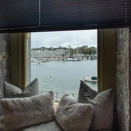 Rwy Suite007 Luxury Signature Apartment With Sea View & Optional Parking Plymouth Exterior photo